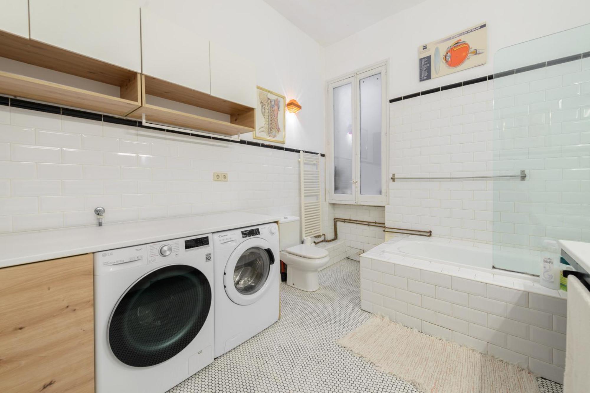 Gran Via-Sol Spacious Apartment 3 Bedrooms & 2 Wcs Madrid Eksteriør billede