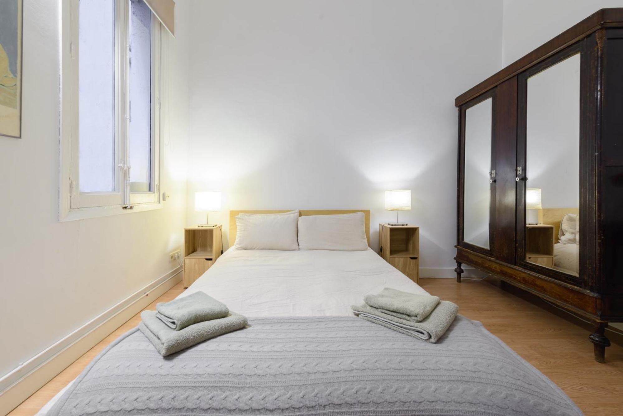 Gran Via-Sol Spacious Apartment 3 Bedrooms & 2 Wcs Madrid Eksteriør billede