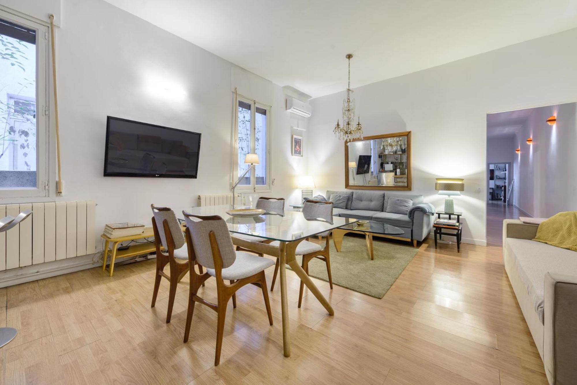 Gran Via-Sol Spacious Apartment 3 Bedrooms & 2 Wcs Madrid Eksteriør billede